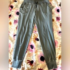 Atleta city jogger pants light gray size 2 New with tags